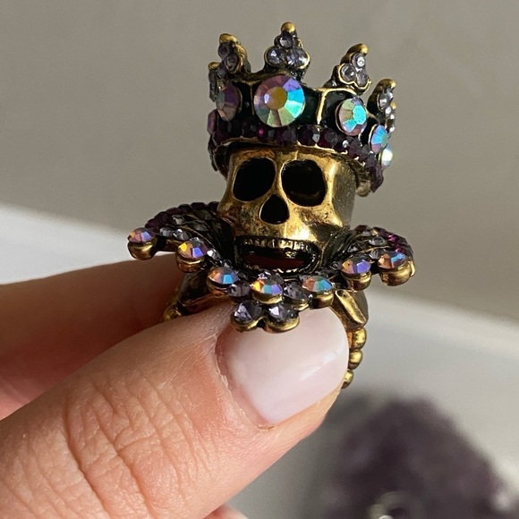 STUNNING skull stretch ring - Picture 3 of 16